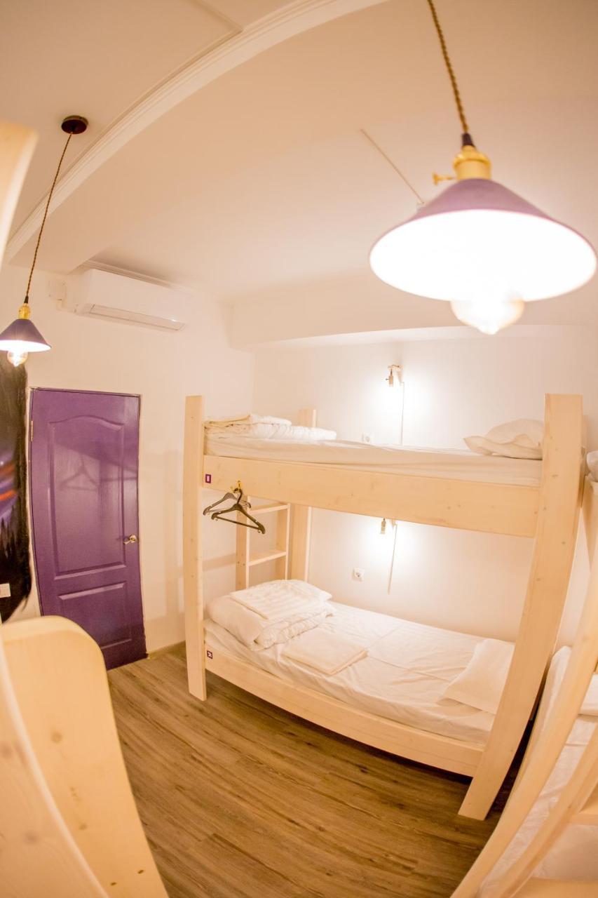 West Point Soul Hostel Almaty Bagian luar foto
