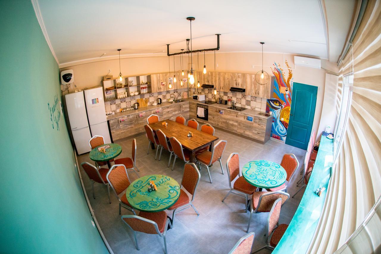 West Point Soul Hostel Almaty Bagian luar foto