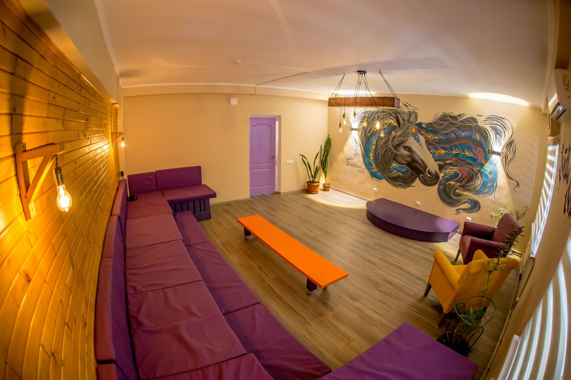 West Point Soul Hostel Almaty Bagian luar foto